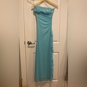 Prom dress Chiffon strapless dress le chateau